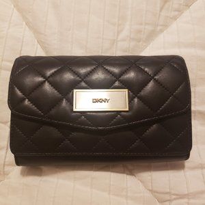 DKNY Black, Quilted Shoulder/Crossbody purse